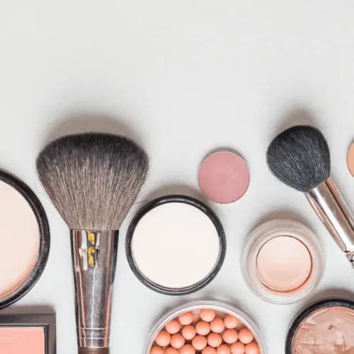 MAQUILLAJE